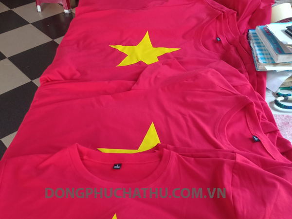 Áo Sao Vàng